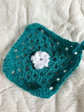Crochet (by me) Bowl Holder with White Flower